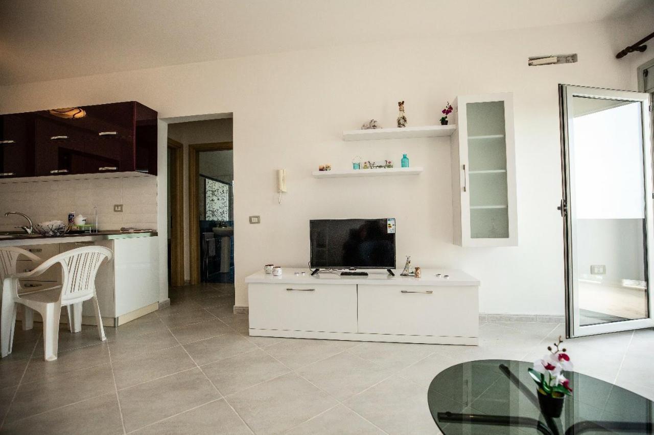 Sea View Apartment Вльора Екстер'єр фото