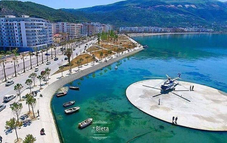 Sea View Apartment Вльора Екстер'єр фото