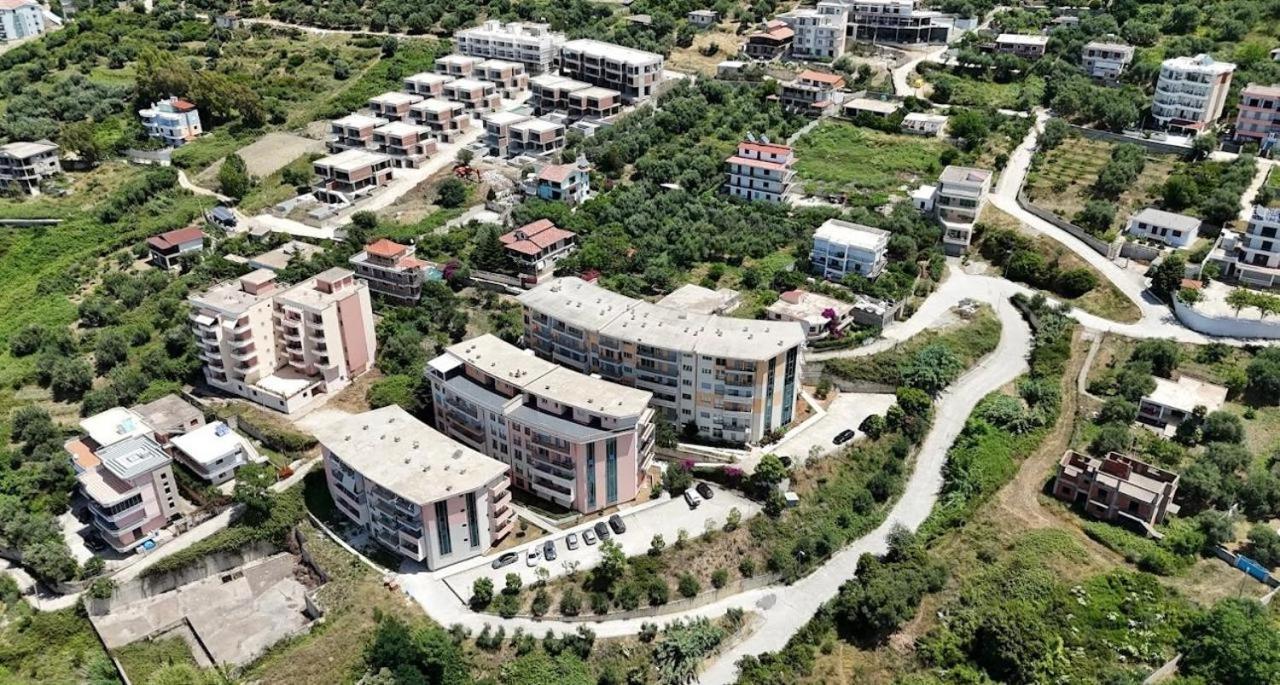 Sea View Apartment Вльора Екстер'єр фото